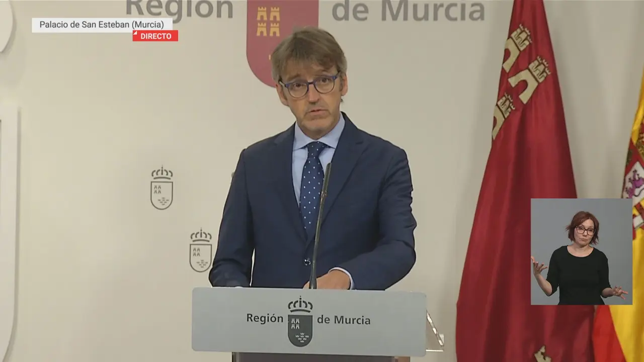 Luis Alberto Mar&iacute;n, durante el anuncio de la aprobaci&oacute;n de presupuestos
