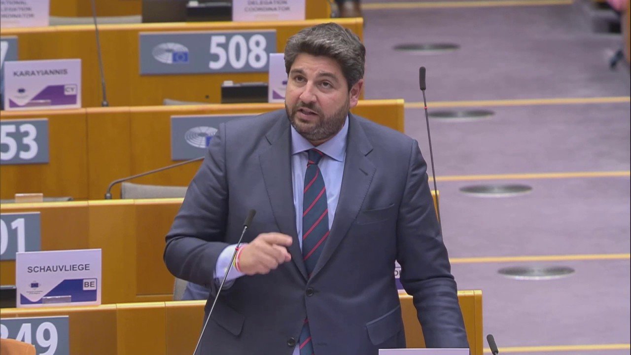 López Miras, en su intervención en el hemiciclo del Parlamento Europeo