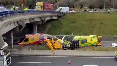 Helicóptero caído en la M-40 en Madrid (foto: X)