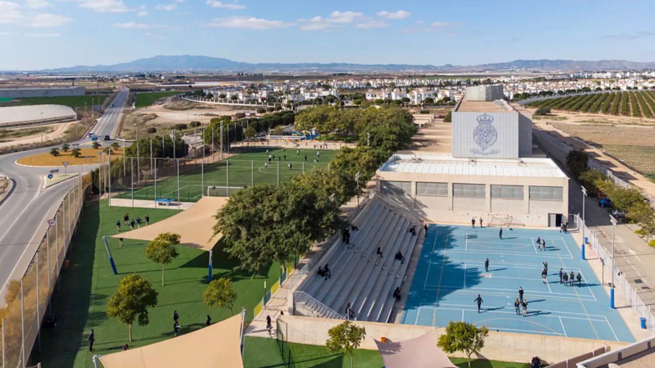 King's College (Rold&aacute;n)