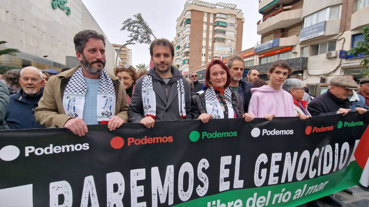 Dirigentes de Podemos en la manifestaci&oacute;n pro-Palestina