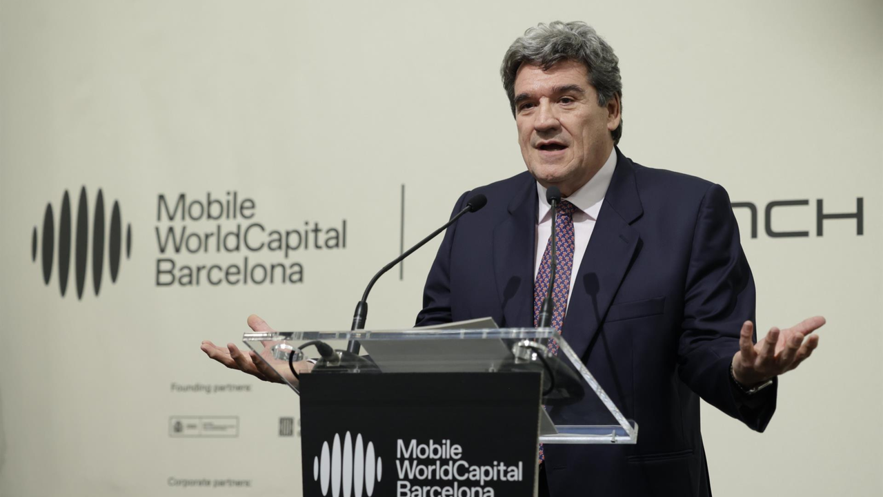 El ministro Jos&eacute; Luis Escriv&aacute;