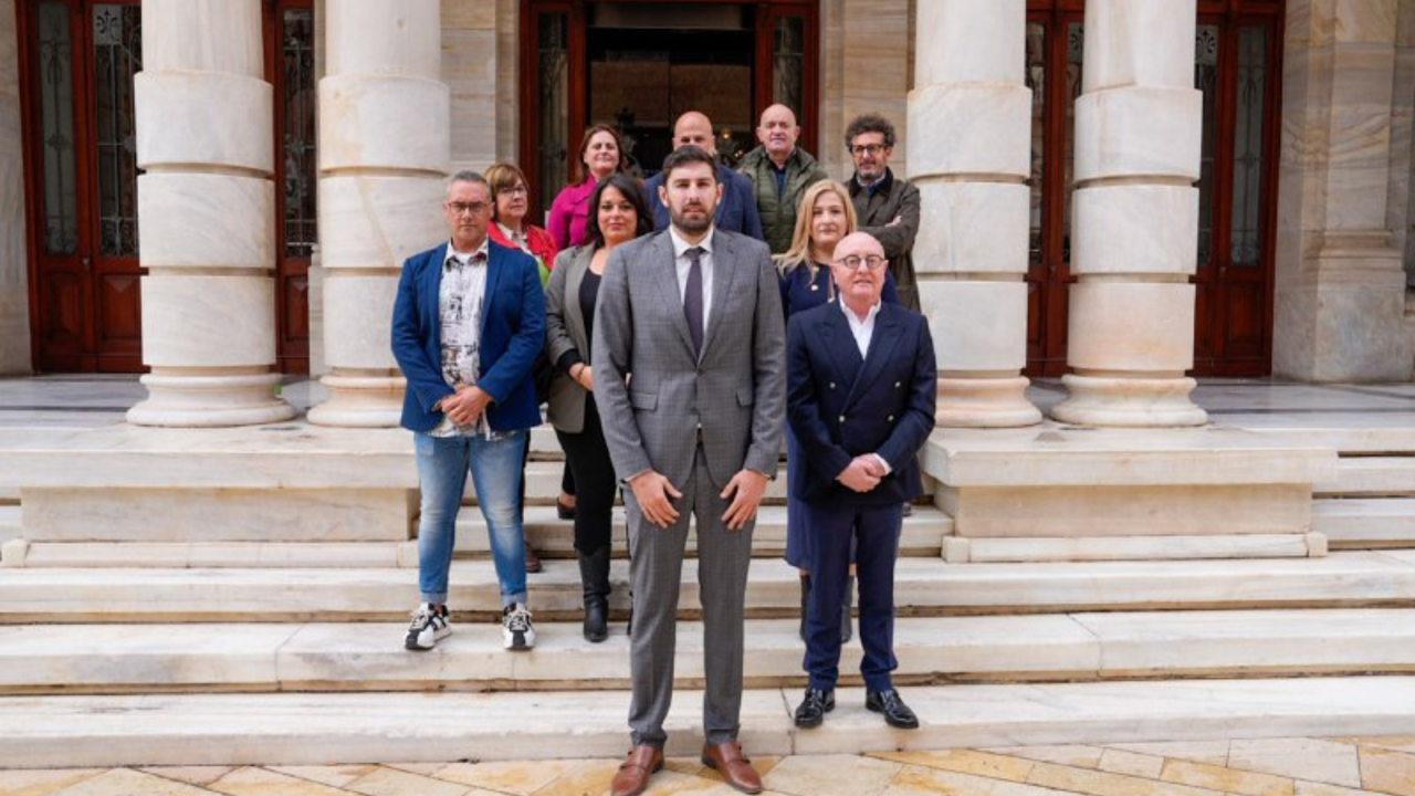 Reuni&oacute;n del vicepresidente y consejero de Interior, Emergencias y Ordenaci&oacute;n del Territorio, Jos&eacute; &Aacute;ngel Antelo, con concejales del equipo de Gobierno del Ayuntamiento de Cartagena sobre seguridad.
