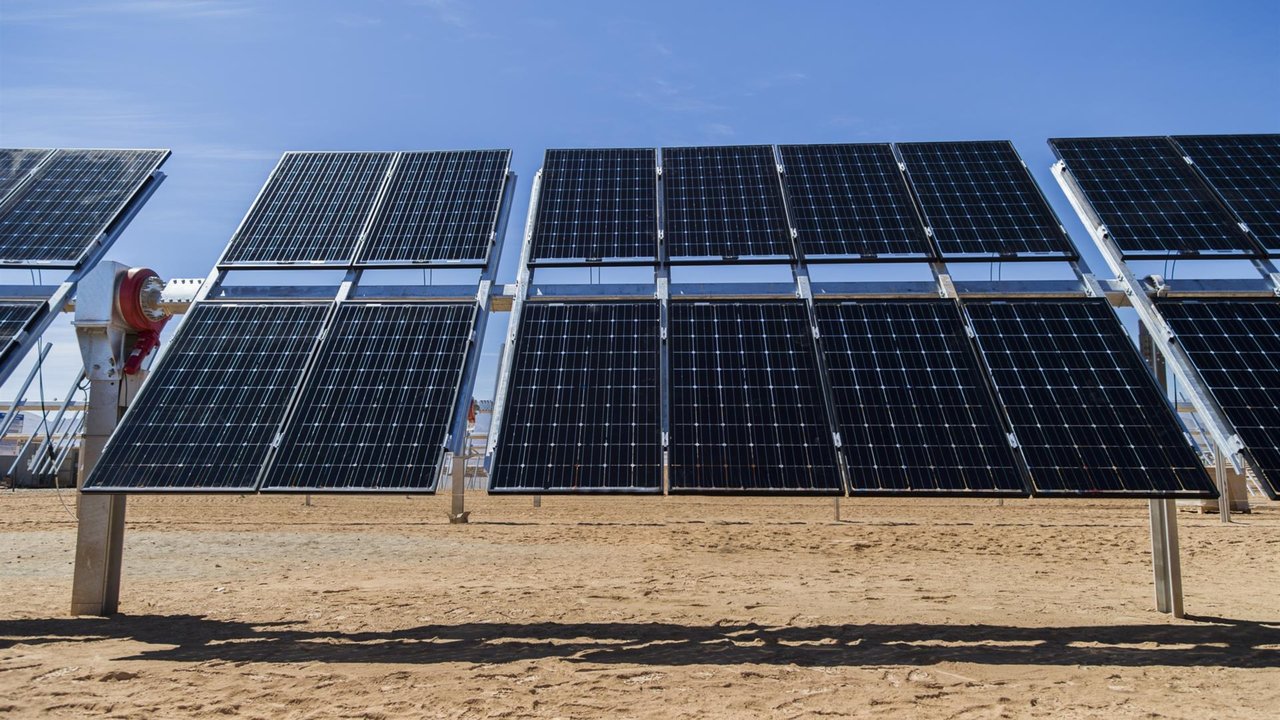 Seguidores solares bifaciales de Soltec