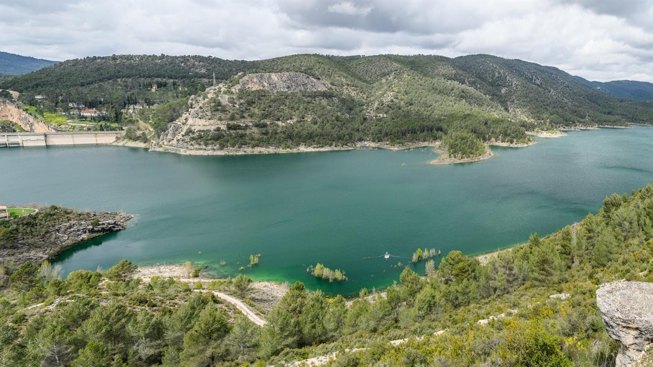Embalse de Entrepe&ntilde;as