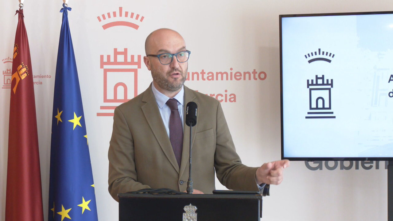 El concejal de Movilidad, Gestión Económica y Contratación en el Ayuntamiento de Murcia, José Francisco Muñoz (foto: La 7)