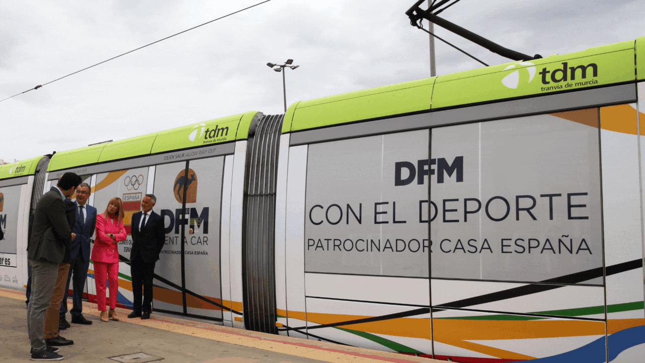 Presentaci&oacute;n del nuevo patrocinio de DFM Rent a Car