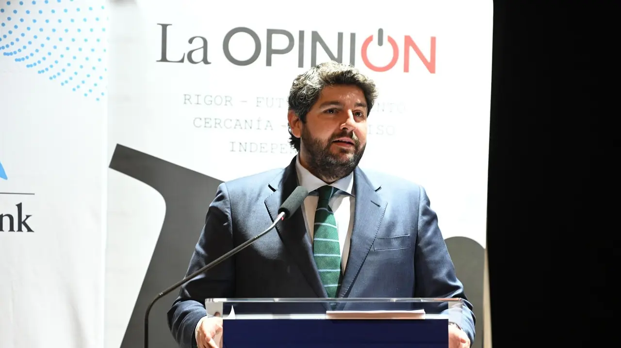 El jefe del Ejecutivo auton&oacute;mico, Fernando L&oacute;pez Miras (foto: CARM)