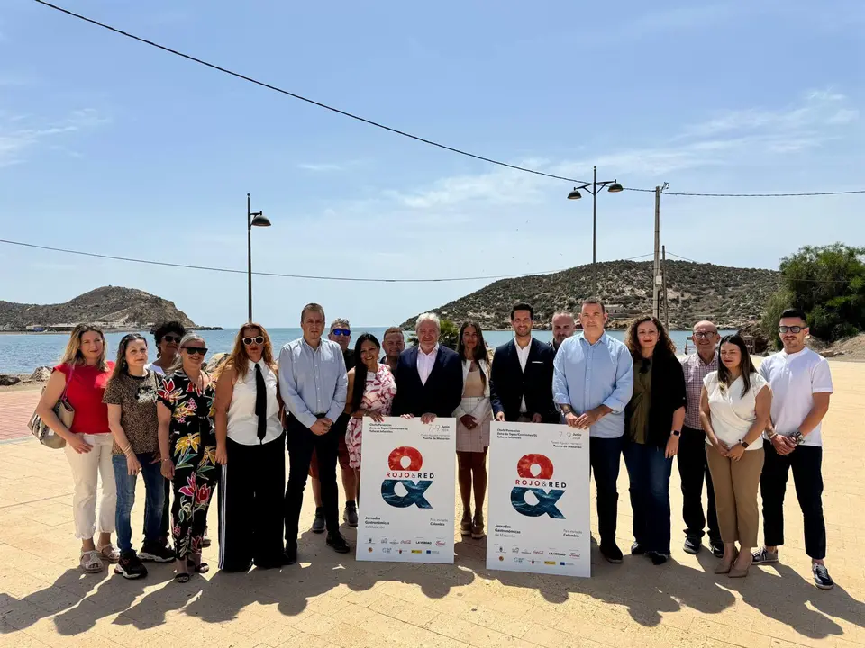 Presentaci&oacute;n del evento gastron&oacute;mico &lsquo;Rojo & Red&rsquo;