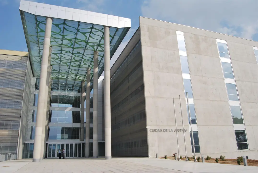 Fachada principal de la Ciudad de la Justicia (foto: agencias)