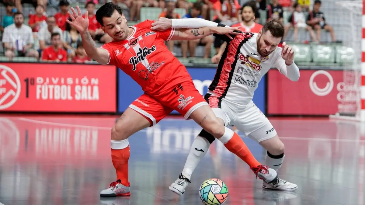 Lance del segundo partido de la final de Primera Divisi&oacute;n entre Jimbee Cartagena y ElPozo Murcia (foto: RFEF)