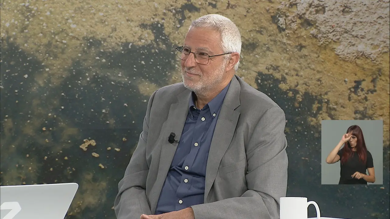 &Aacute;ngel P&eacute;rez Ruzafa