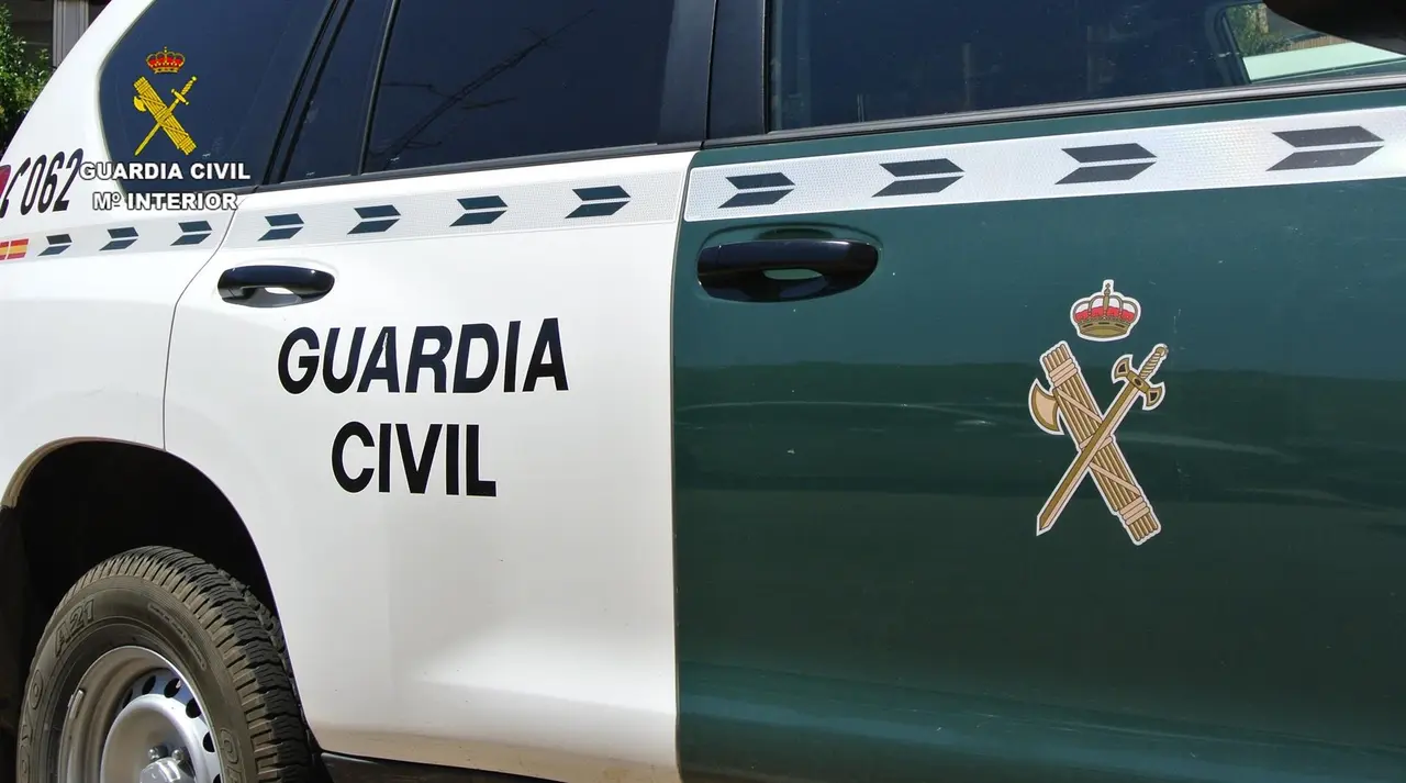 Veh&iacute;culo de la Guardia Civil