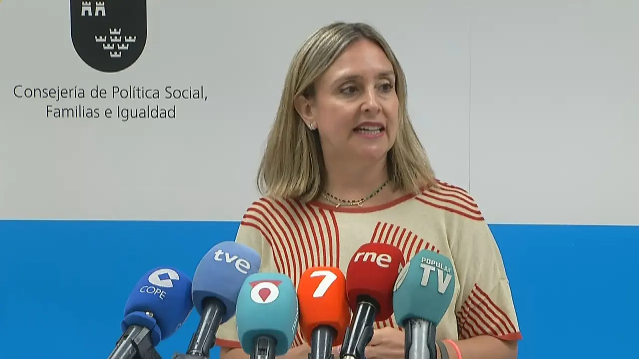 Conchita Ruiz, consejera de Pol&iacute;tica Social, Familia e Igualdad (foto: La 7)