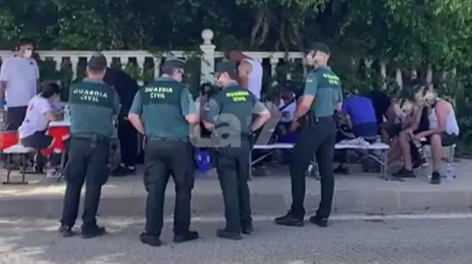 13 personas est&aacute;n siendo atendidas en Cabo Cope (foto: La 7)