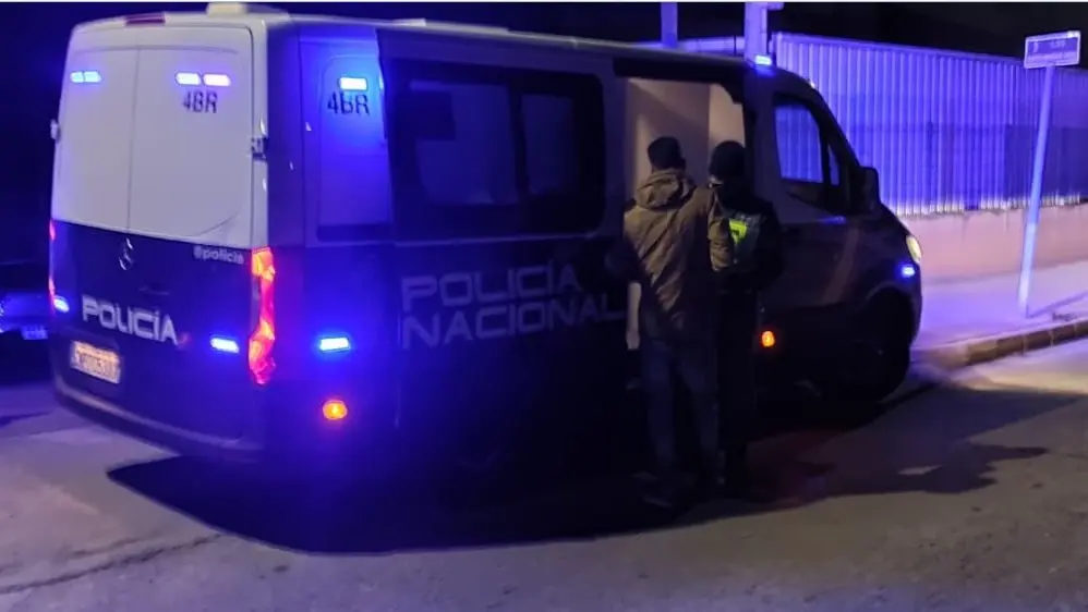 Detenido en Mula por la Polic&iacute;a Nacional (foto: PN)