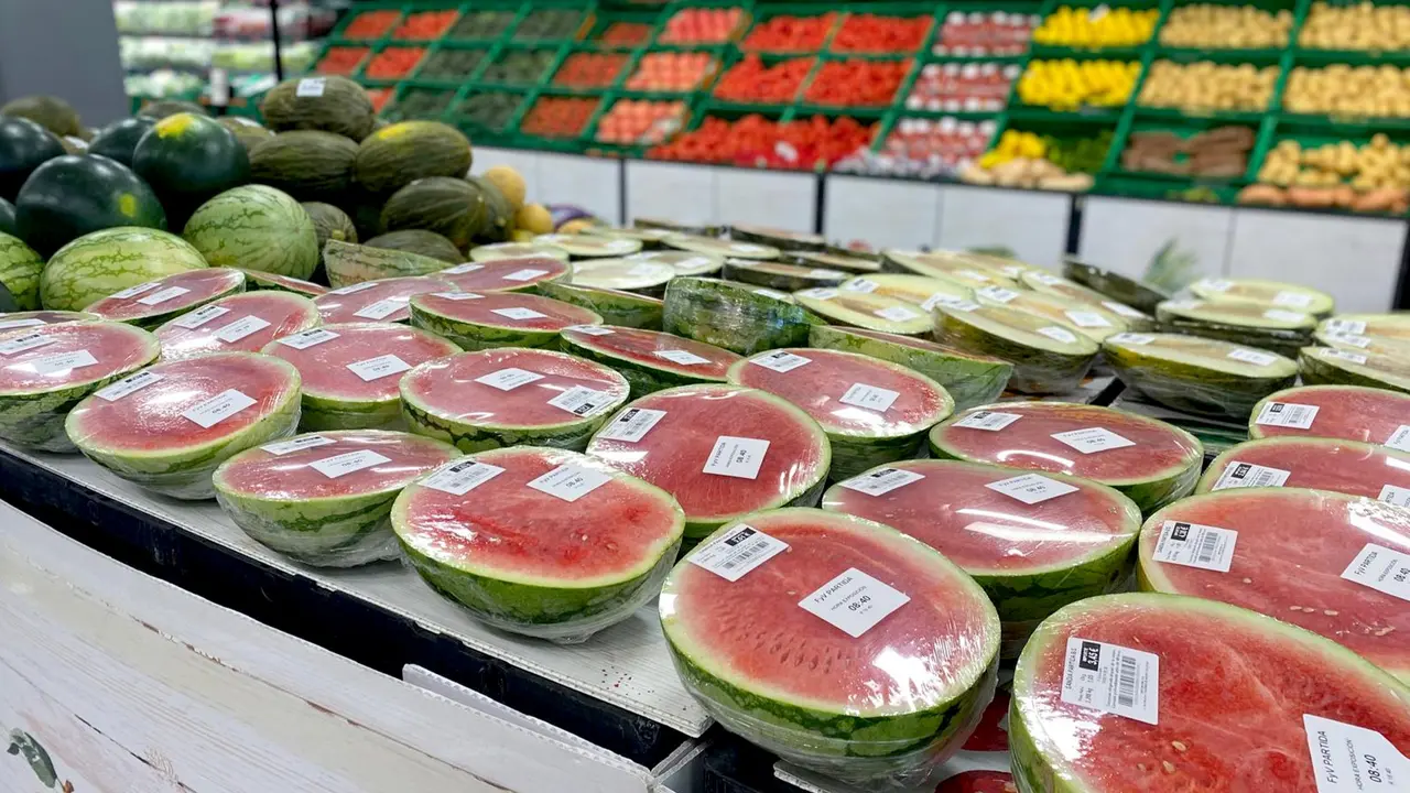 Sand&iacute;a partida en la secci&oacute;n de Fruta y Verdura de Mercadona (foto: Mercadona)