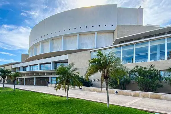 Auditorio y Centro de Congresos V&iacute;ctor Villegas
