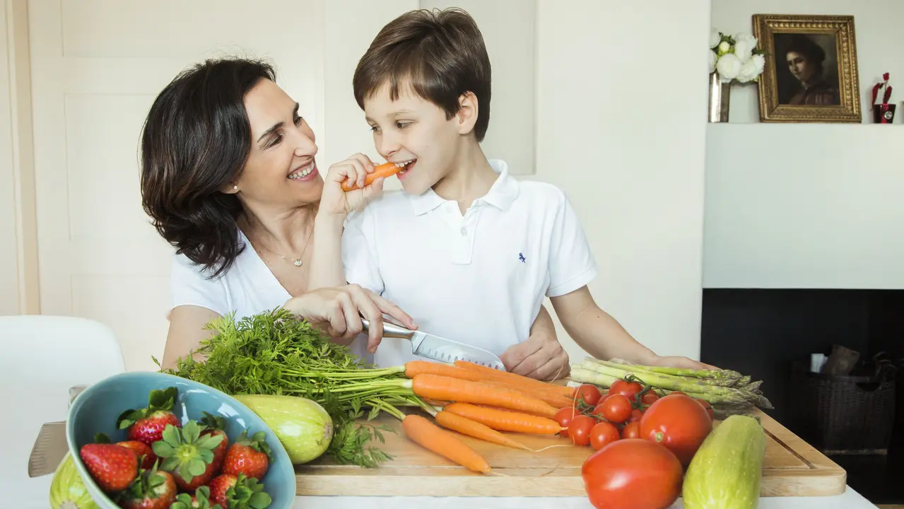 Salud lanza una campa&ntilde;a para promover la alimentaci&oacute;n saludable en el &aacute;mbito familiar