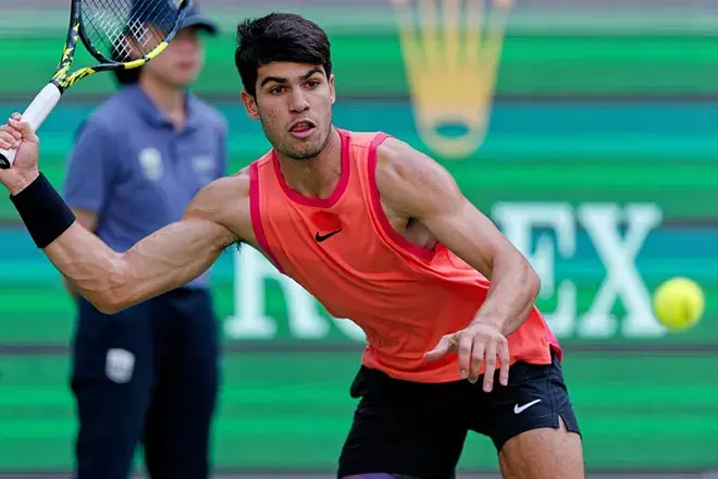 Carlos Alcaraz en el torneo de Shanghai (foto: Agencias)