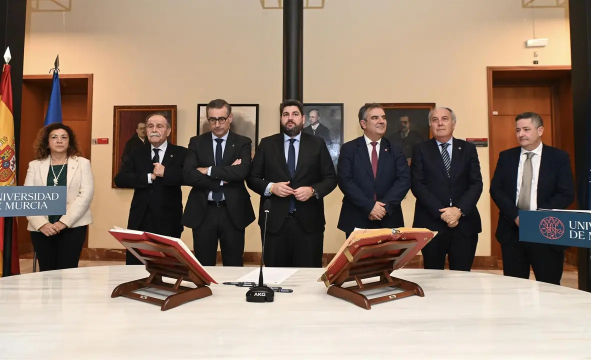 Presidente De La Comunidad, Fernando L&oacute;pez Miras, Preside El Acto De Toma De Posesi&oacute;n De Bartolom&eacute; Vi&uacute;dez Como Nuevo Presidente Del Consejo Social De La Universidad De Murcia - CARM