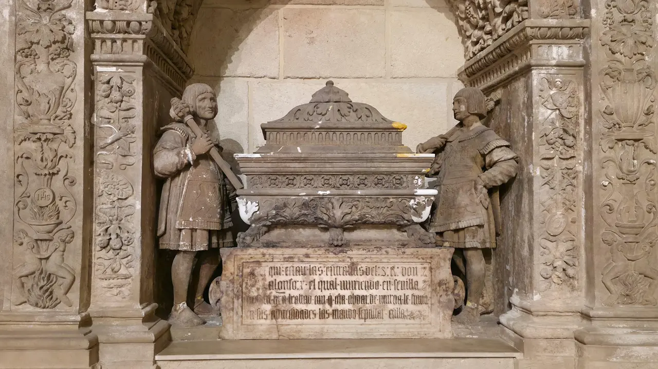 Urna sepulcral de Alfonso X (foto: La 7)