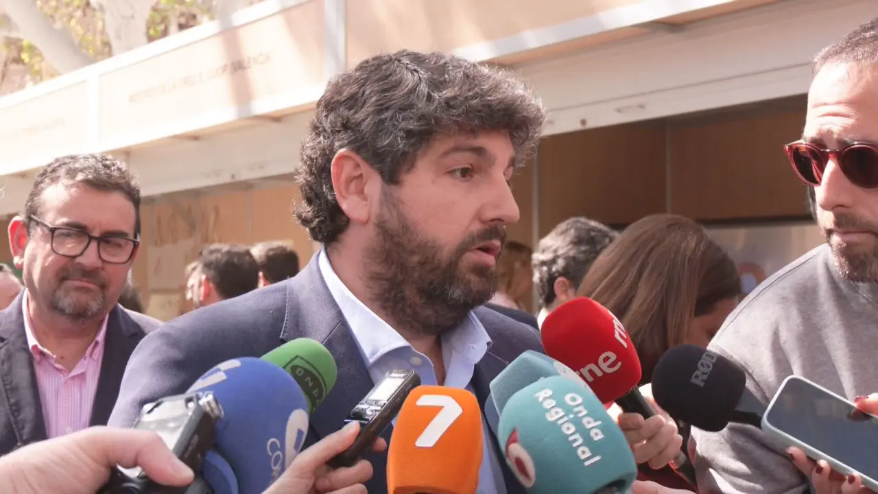 Fernando L&oacute;pez Miras, rechaza el reparto de inmigrantes y anuncia que lo recurrir&aacute; ante el Constitucional  (foto: La 7)