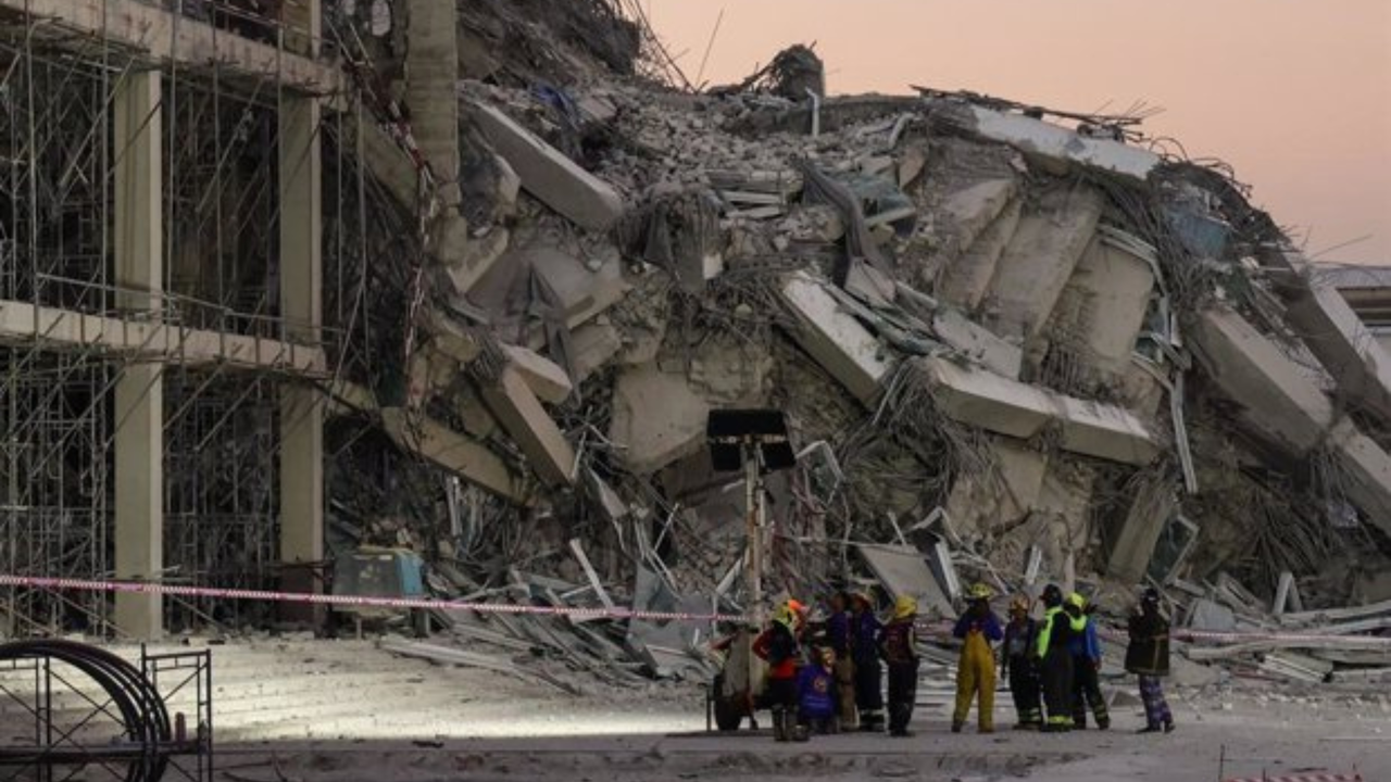 La Junta Militar confirma 1.002 muertos y 2.376 heridos por el terremoto de Birmania
