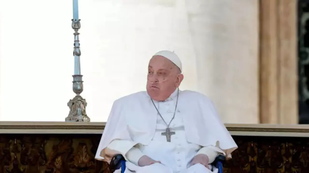 El Papa Francisco, en la Plaza de San Pedro
