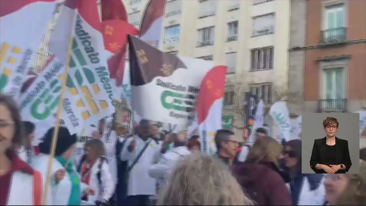 Movilizaciones de sanitarios en una foto de archivo (foto: La 7)