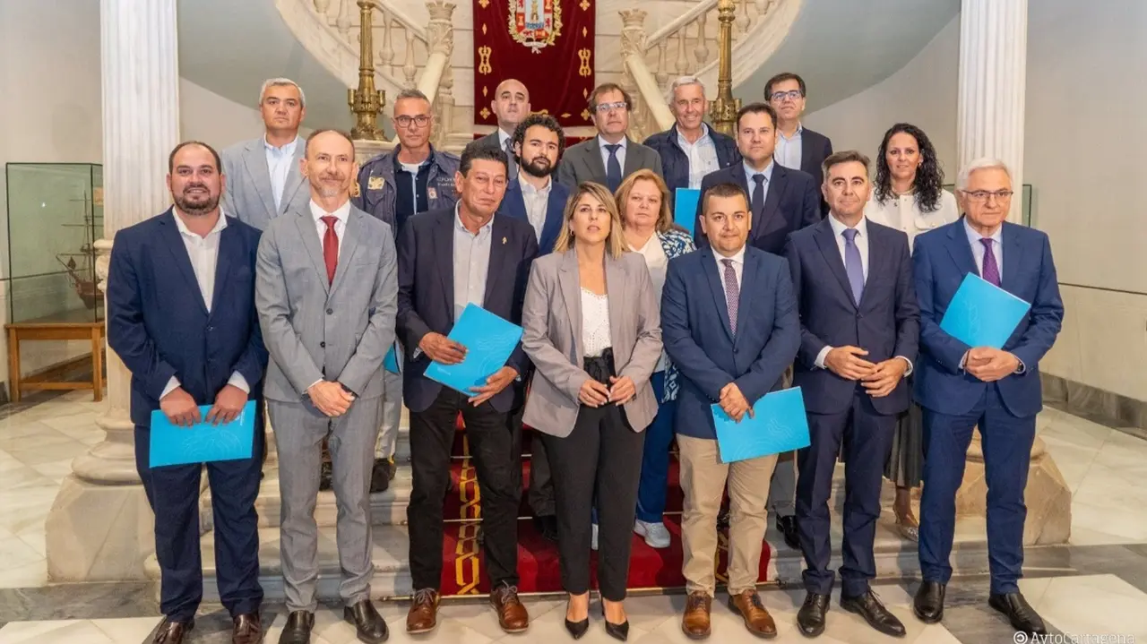 Nace la Mesa del Agua del Campo de Cartagena con un llamamiento un&aacute;nime a paralizar el recorte del trasvase