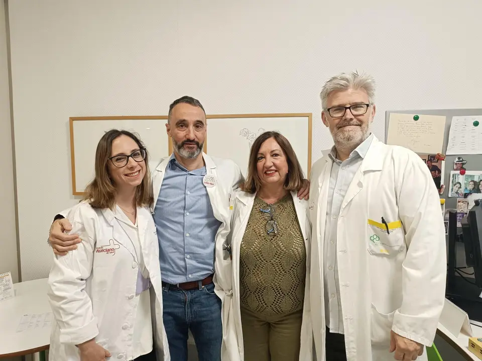 Miembros de la Unidad de Pared Abdominal Compleja del Servicio de Cirug&iacute;a General del centro hospitalario de referencia del &aacute;rea VII de Salud - CARM