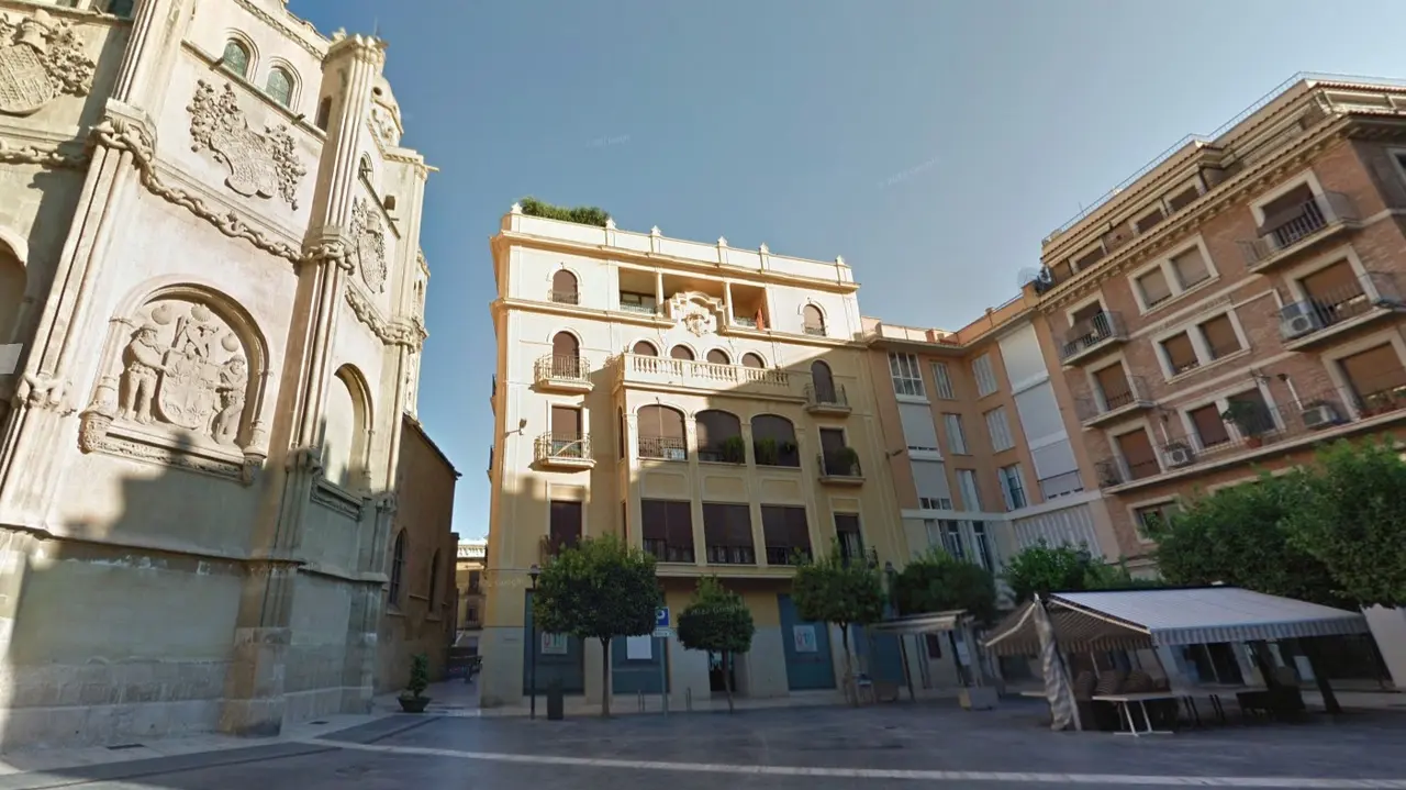 Plaza de los Ap&oacute;stoles de Murcia