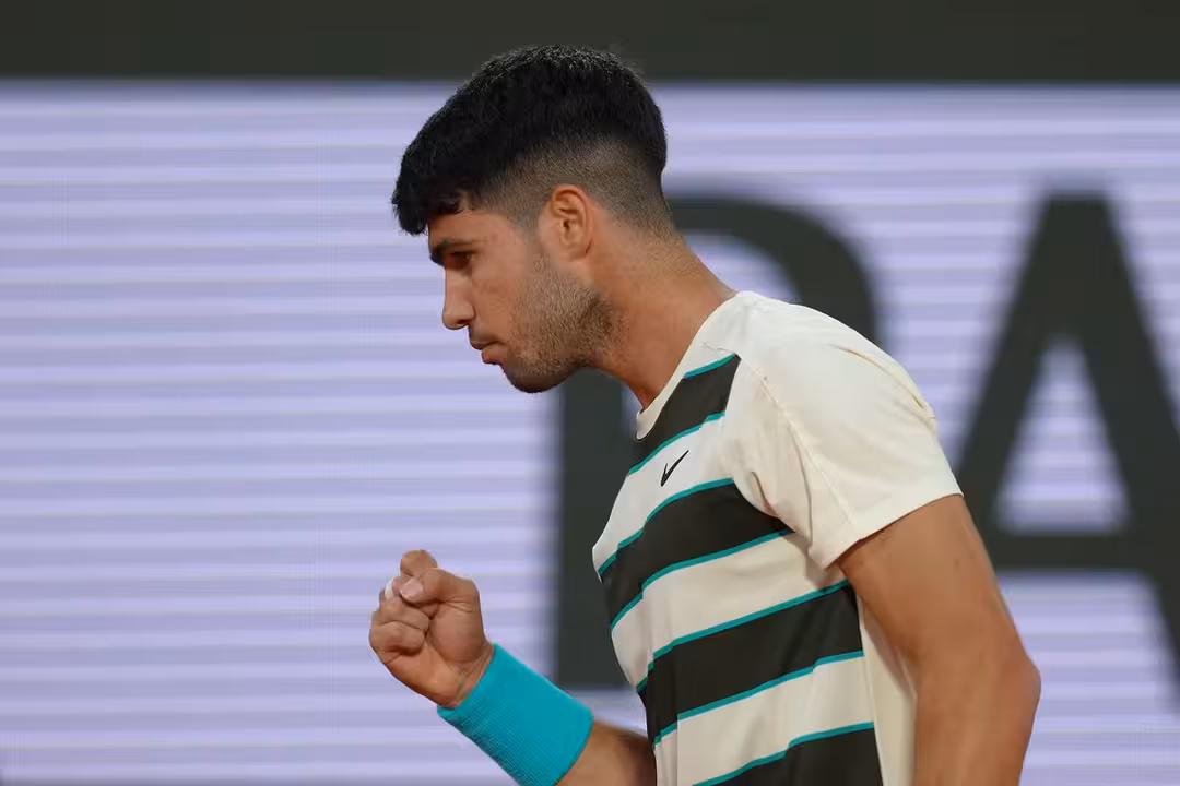Carlos Alcaraz pasa a la final de Roland Garros (foto: Agencais)