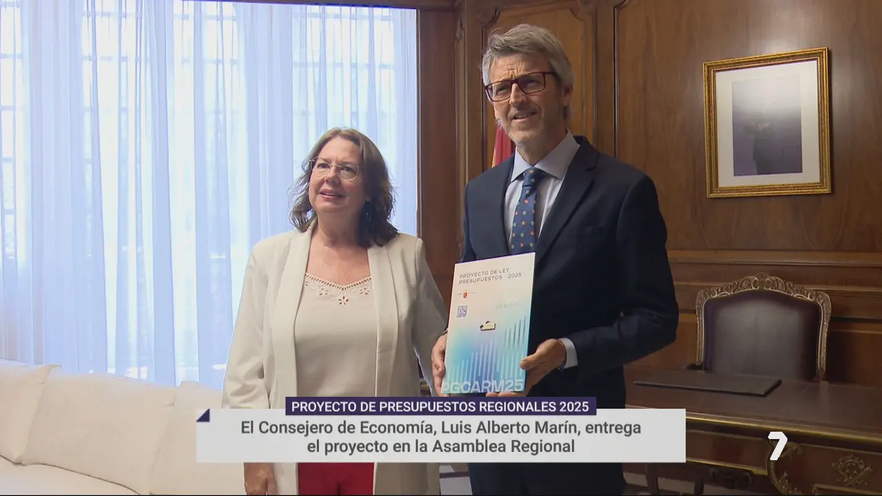 Luis Alberto Mar&iacute;n presenta el Proyecto de los Presupuestos de 2025 en la Regi&oacute;n (foto: La 7)