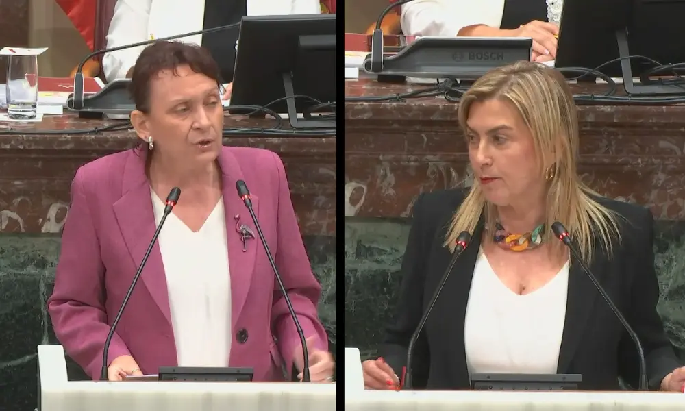 Mar&iacute;a Mar&iacute;n, portavoz del Grupo Parlamentario Mixto; y Carmina Fern&aacute;ndez, portavoz del Grupo Parlamentario Socialista (foto: La 7)