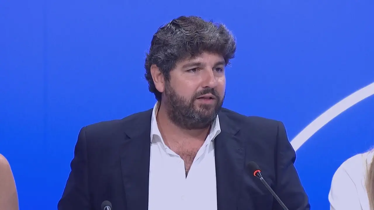 Fernando L&oacute;pez Miras en la la segunda jornada del XXI Congreso nacional del PP en Ifema Madrid (foto: PP)