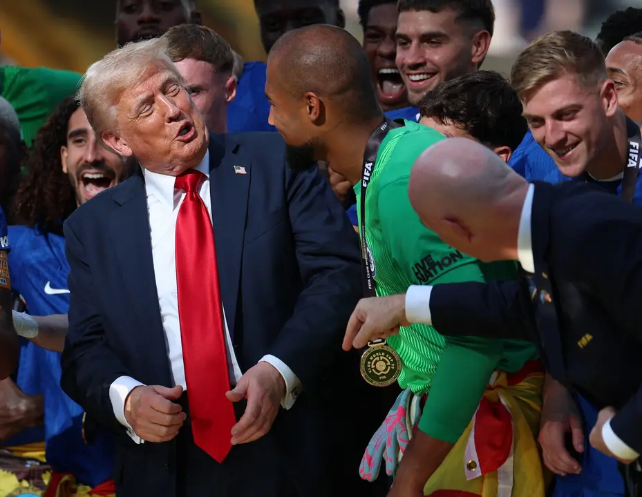 El portero Cartagenero Robert S&aacute;nchez con Donald Trump (foto: Agencias)