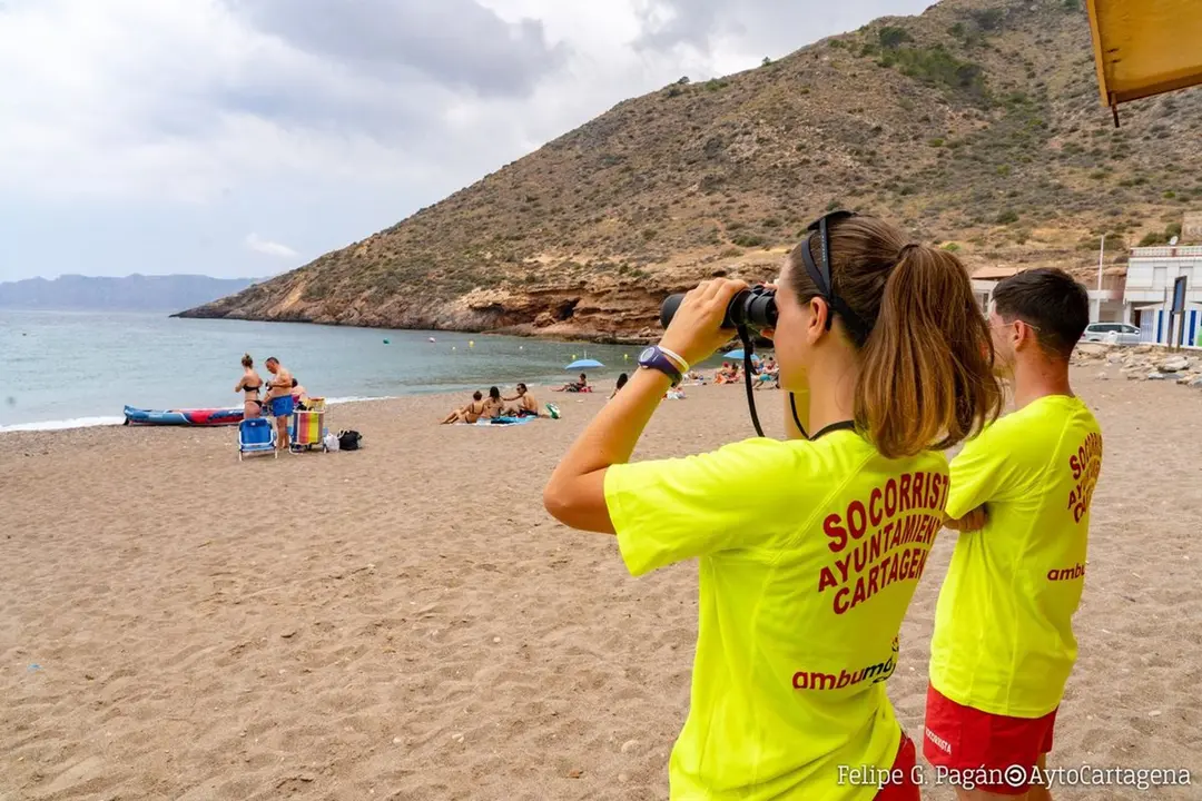 Puesto municipal de socorristas de playas en El Port&uacute;s