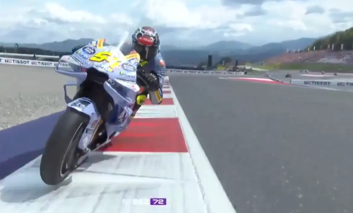 Ferm&iacute;n Aldeguer, durante la carrera (foto: captura MotoGP)