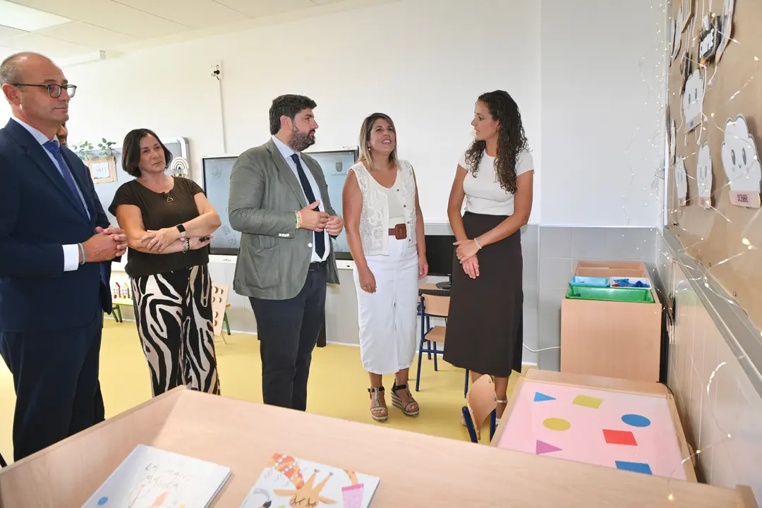 Inauguraci&oacute;n de un nuevo colegio en La Aljorra