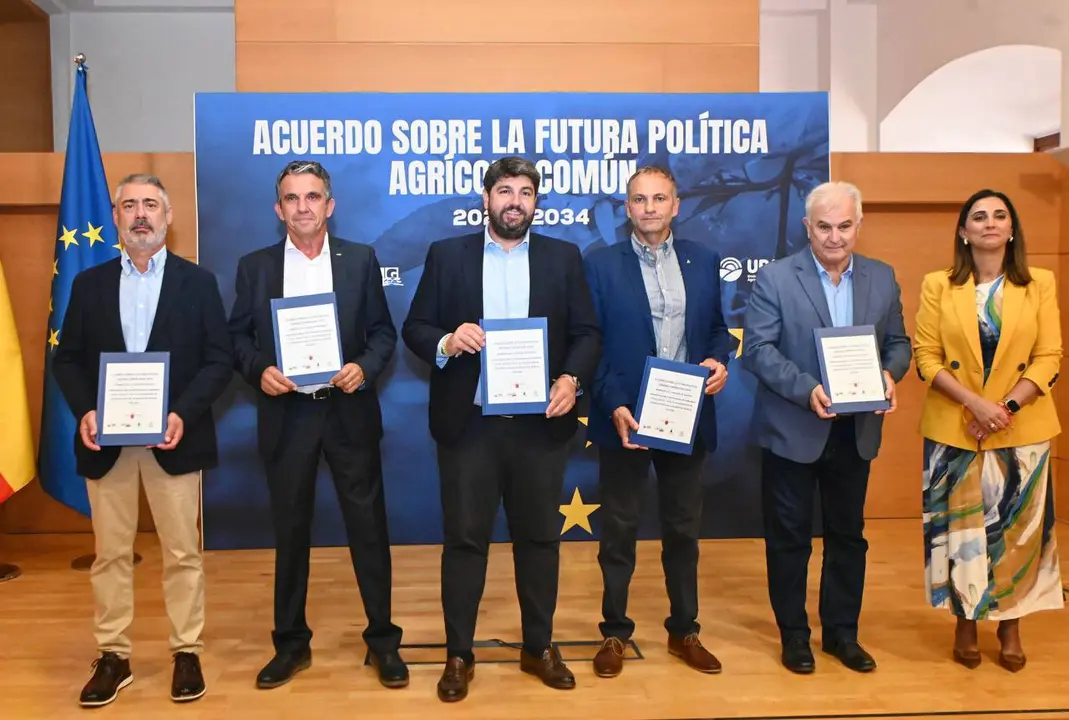 Las asociaciones agrarias y el Gobierno regional suscriben el acuerdo de posicionamiento com&uacute;n sobre la futura PAC