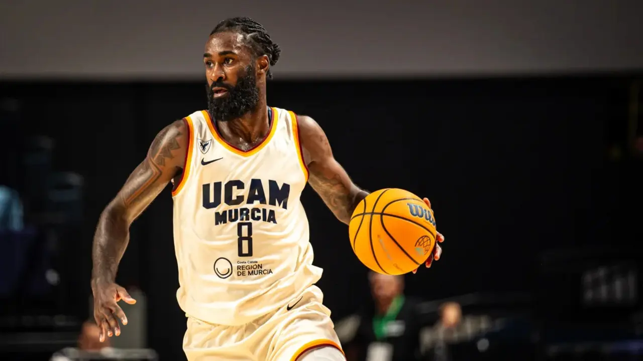 Howard Sant-Roos, en el encuentro  entre el UCAM Murcia y el Juventus Utena