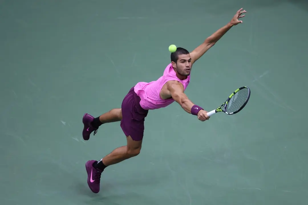 Carlos Alcaraz pasa a cuartos en el ATP Tokio (foto: EP)