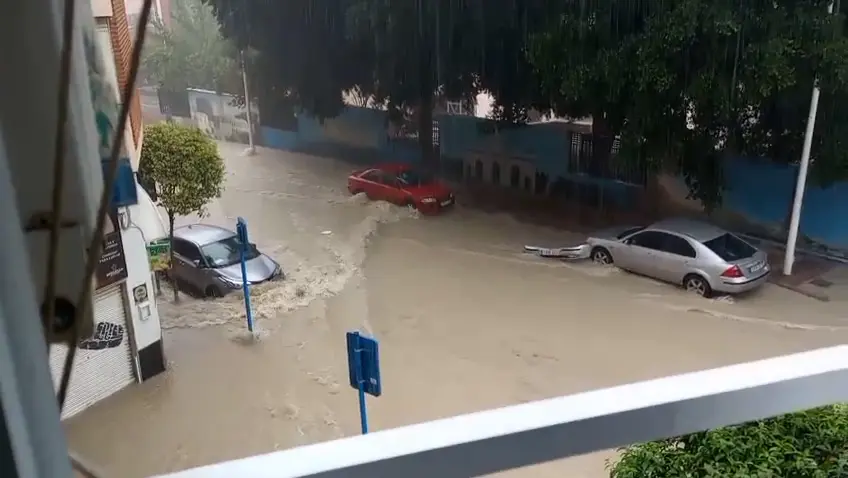 Calles inundadas en Molina de Segura (foto: La 7)
