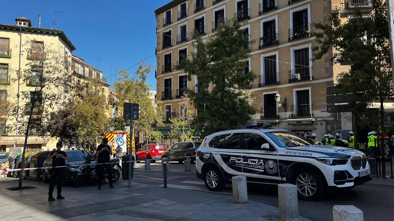 Derrumbe de un edificio en la zona de &Oacute;pera en Madrid