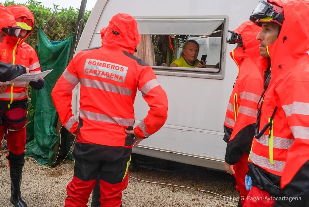 El Villas Caravaning ha sido desalojado por el aviso rojo por lluvias en el Campo de Cartagena