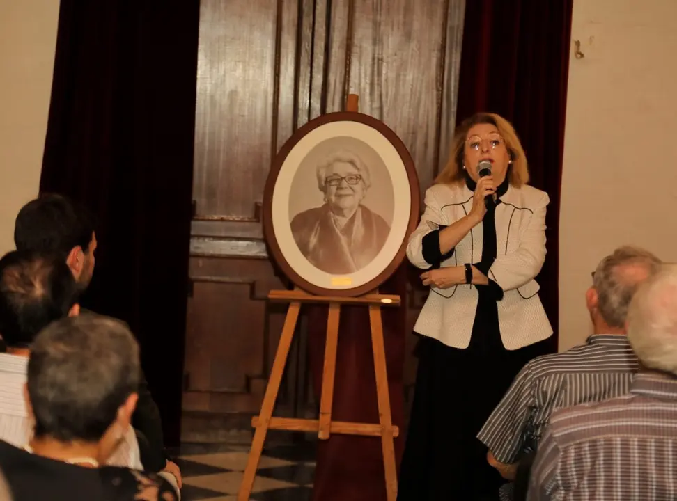Un emotivo homenaje record&oacute; este s&aacute;bado a la poeta en el primer aniversario de su fallecimiento