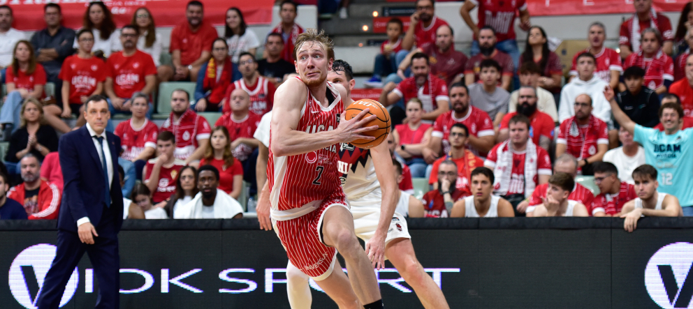 Victoria del UCAM ante el Baskonia