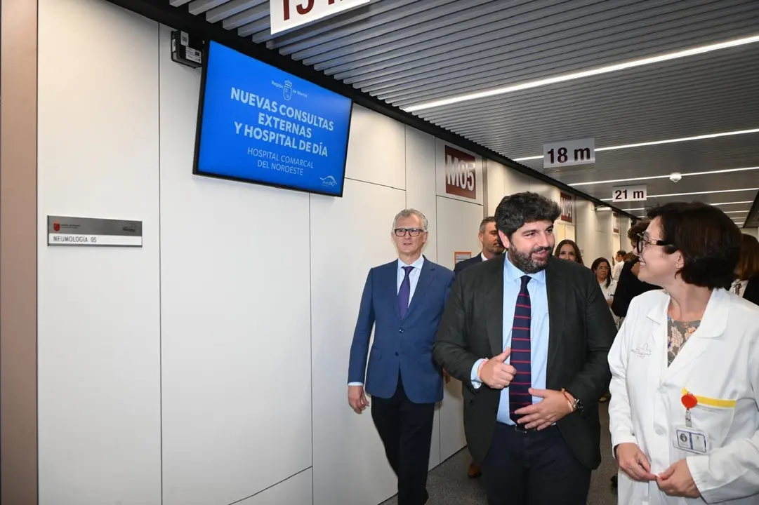 El presidente del Gobierno regional, Fernando L&oacute;pez Miras, visitado el nuevo espacio del Hospital Comarcal del Noroeste
- CARM